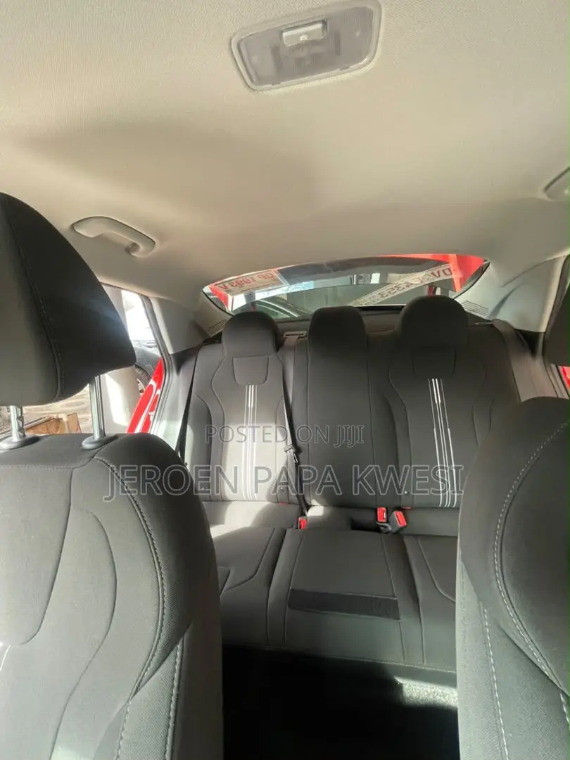Hyundai Elantra 2021 Red