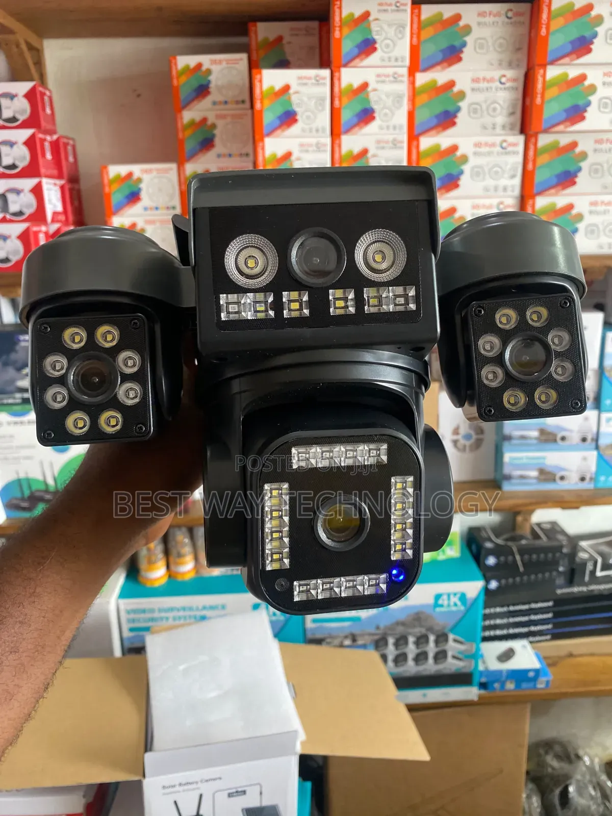 4 Lens PTZ Solar Camera 4g Aov