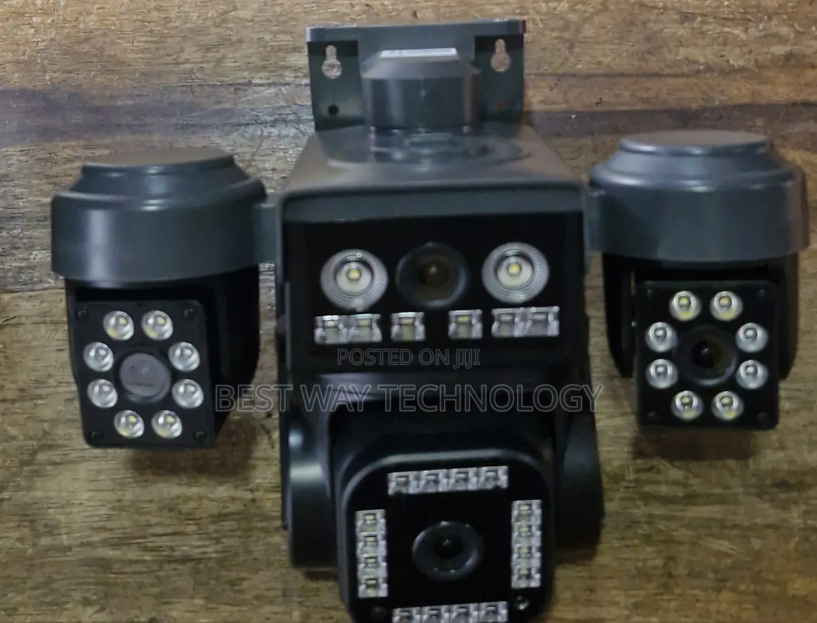 4 Lens PTZ Solar Camera 4g Aov
