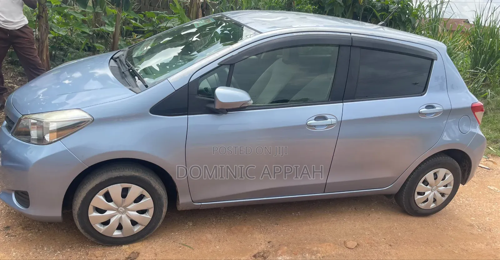 Toyota Vitz 1.3 AWD 5dr 2014