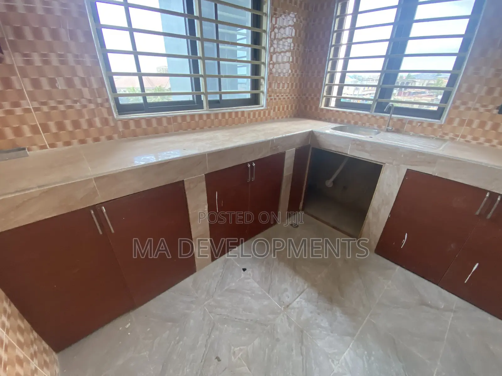 2bdrm Apartment in Madev Realty, Lapaz for rent