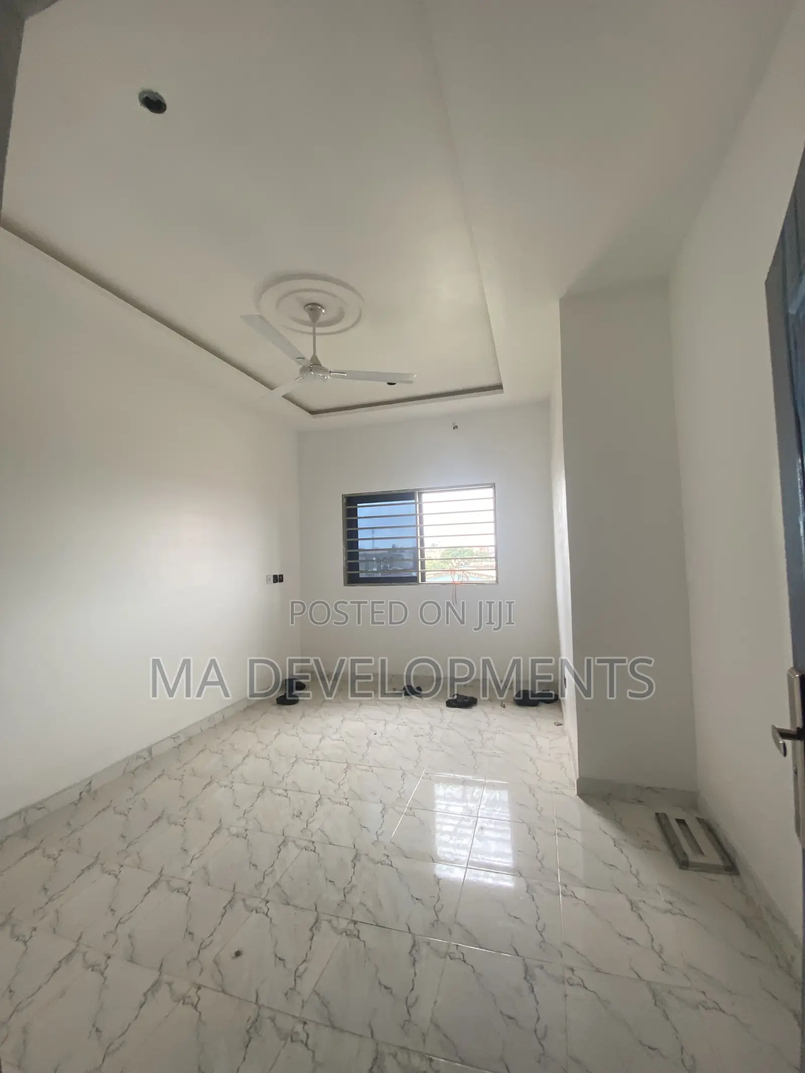 2bdrm Apartment in Madev Realty, Lapaz for rent