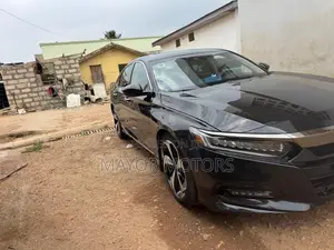 Honda Accord EX-L (2.0L 4cyl Turbo 10A) 2019 Black