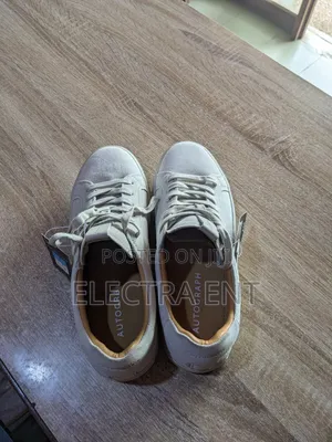 Autograph Sneaker From Uk