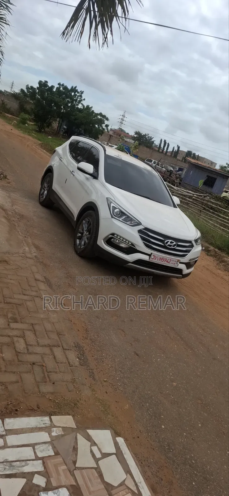 Hyundai Santa Fe 2016 White
