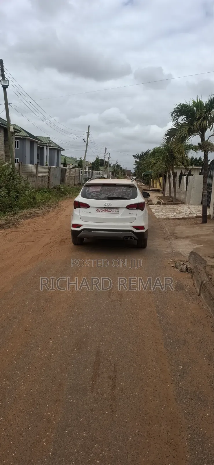 Hyundai Santa Fe 2016 White