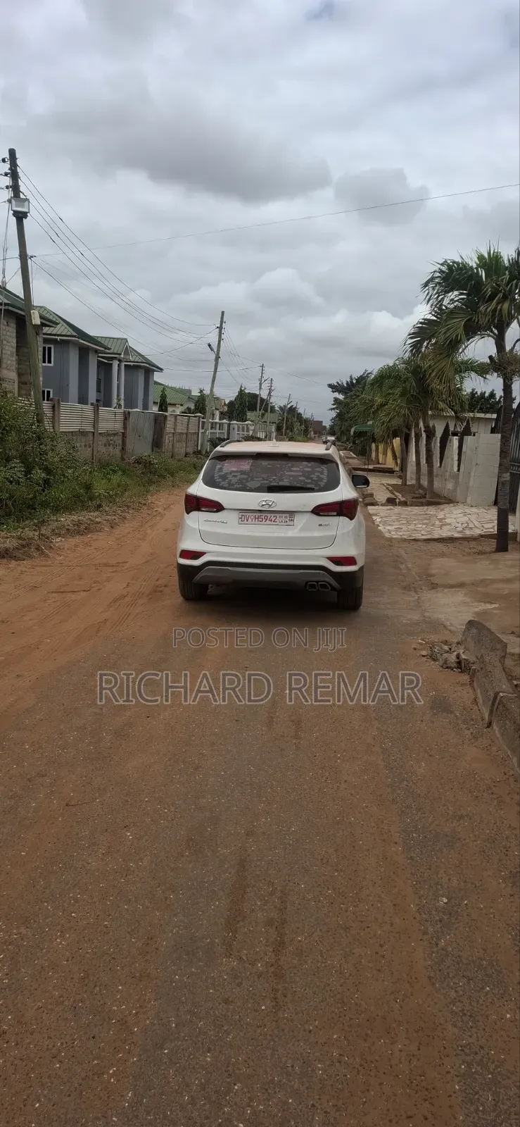 Hyundai Santa Fe 2016 White