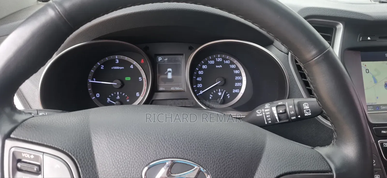 Hyundai Santa Fe 2016 White