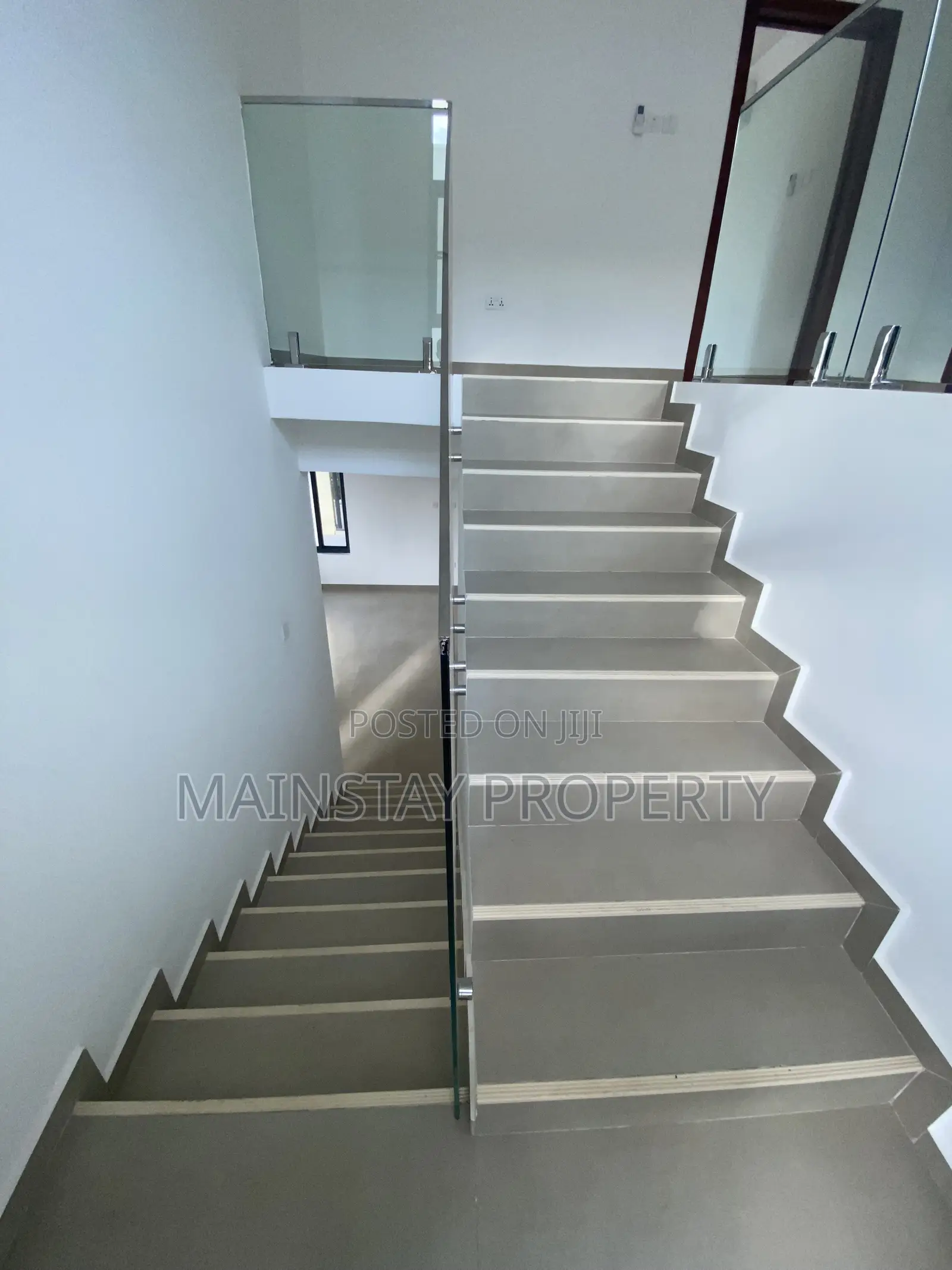 4bdrm Townhouse / Terrace in Mainstay Estates, East Legon for rent