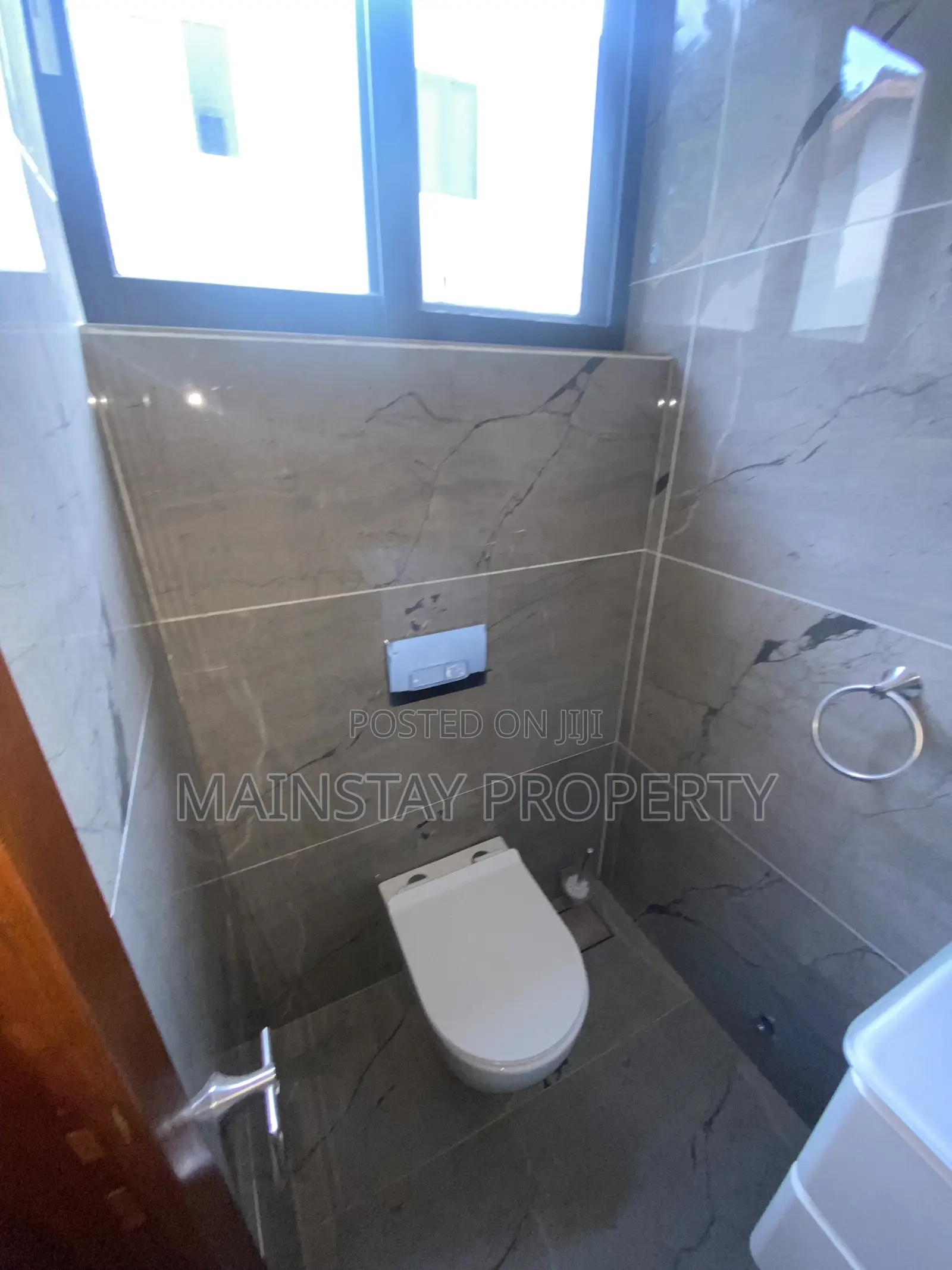 4bdrm Townhouse / Terrace in Mainstay Estates, East Legon for rent