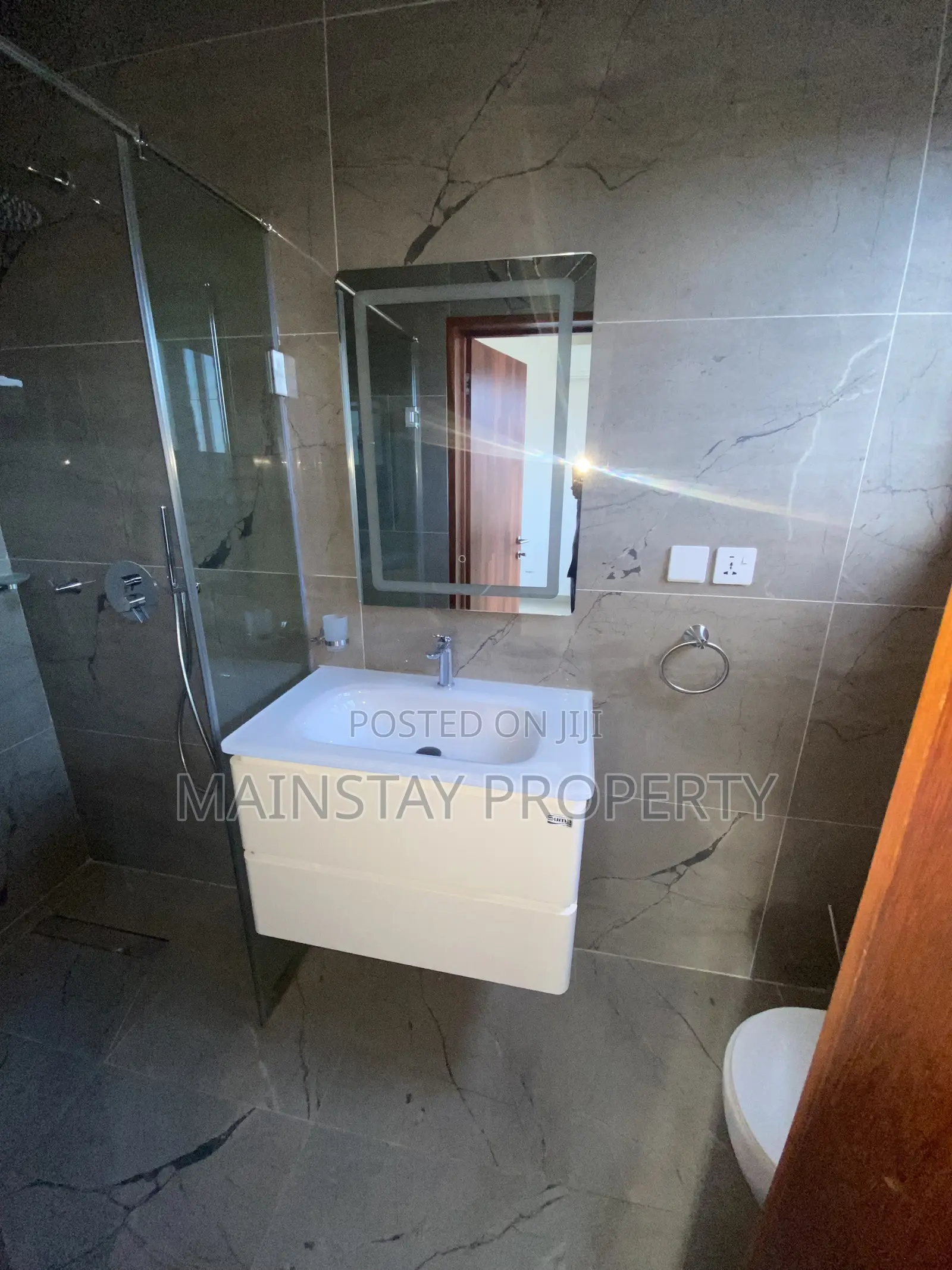 4bdrm Townhouse / Terrace in Mainstay Estates, East Legon for rent