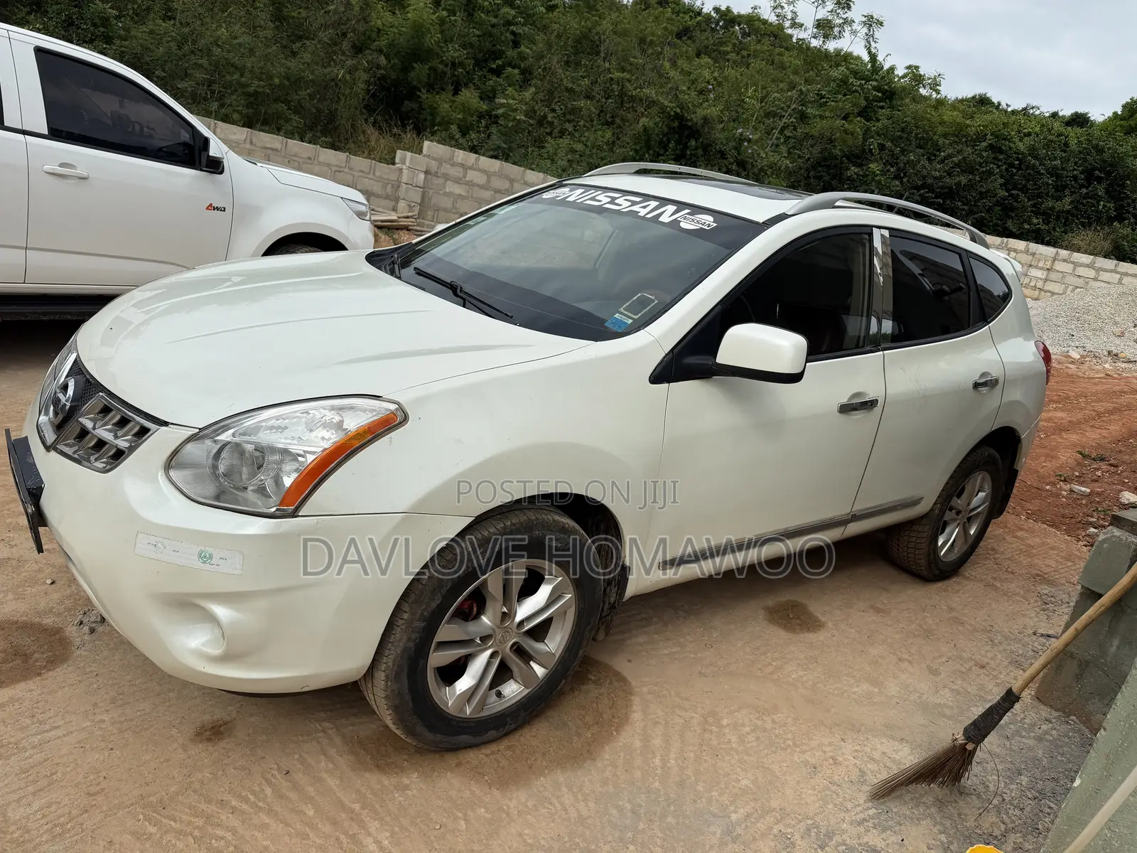 Nissan Rogue SV 2012 White