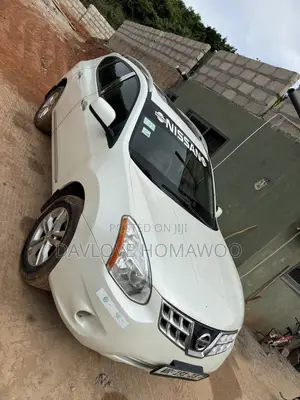 Nissan Rogue SV 2012 White