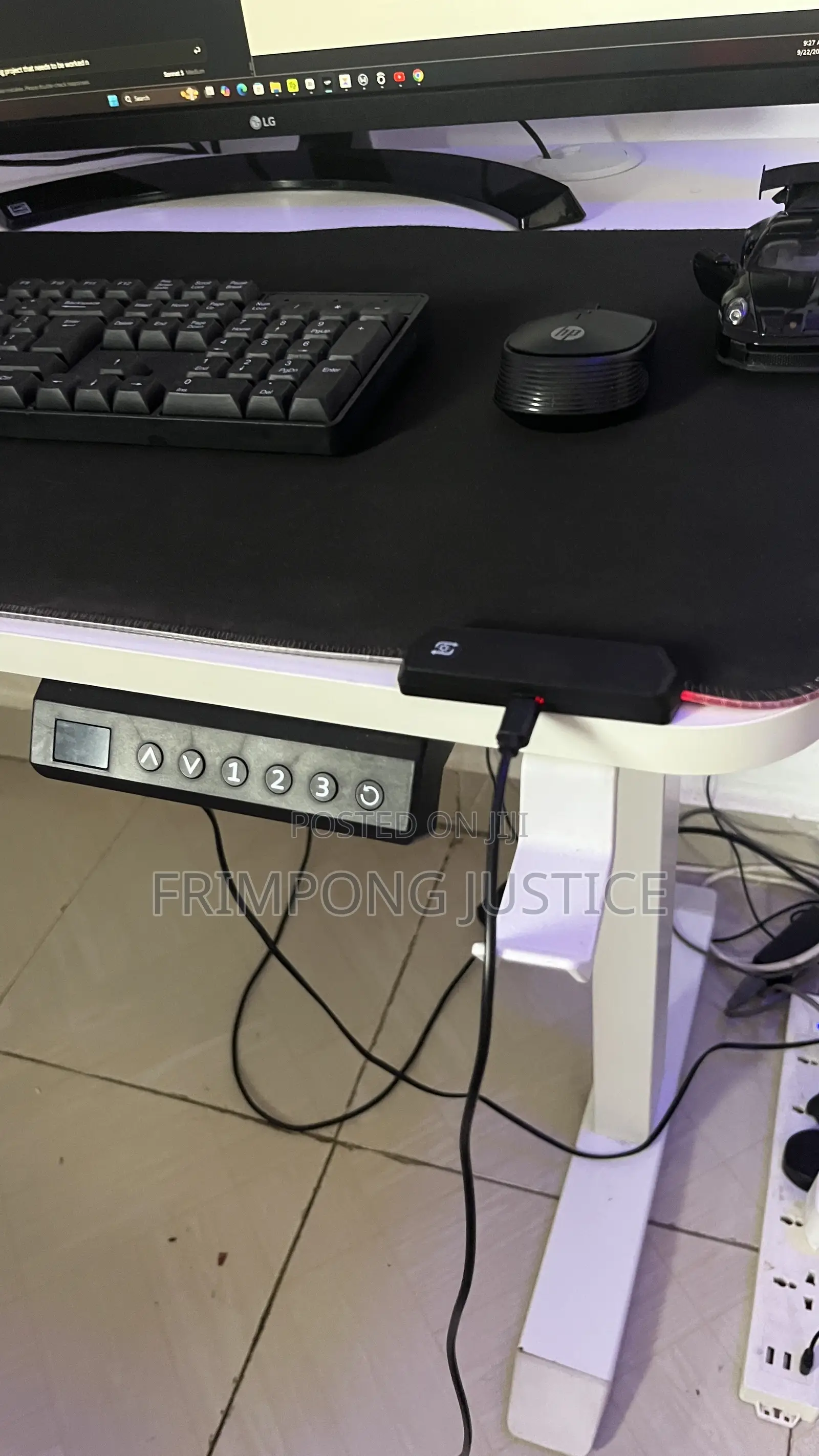 EKKIO Electric Adjustable Standing Desk