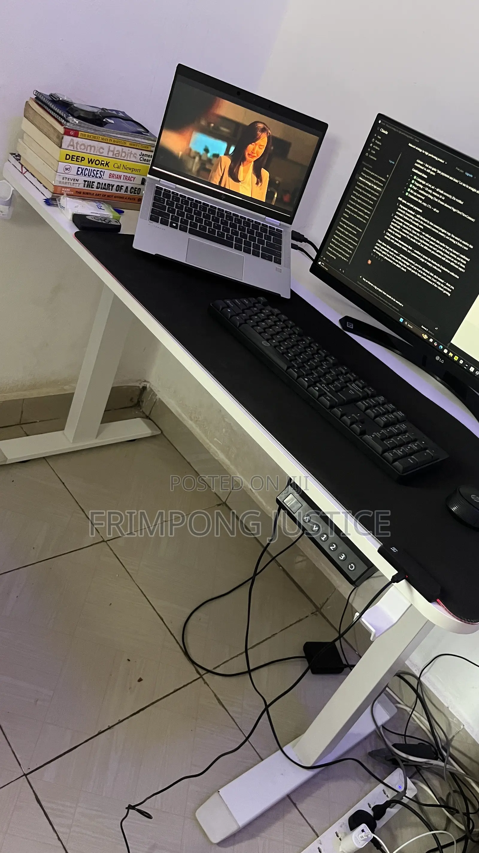 EKKIO Electric Adjustable Standing Desk