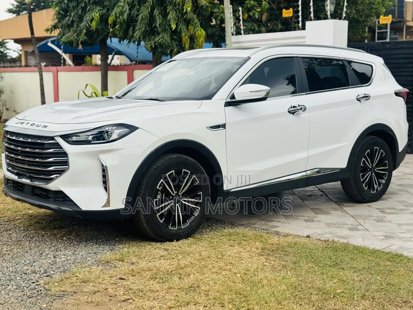 Jetour X70 Plus 1.5 7-Seater FWD 2022 White