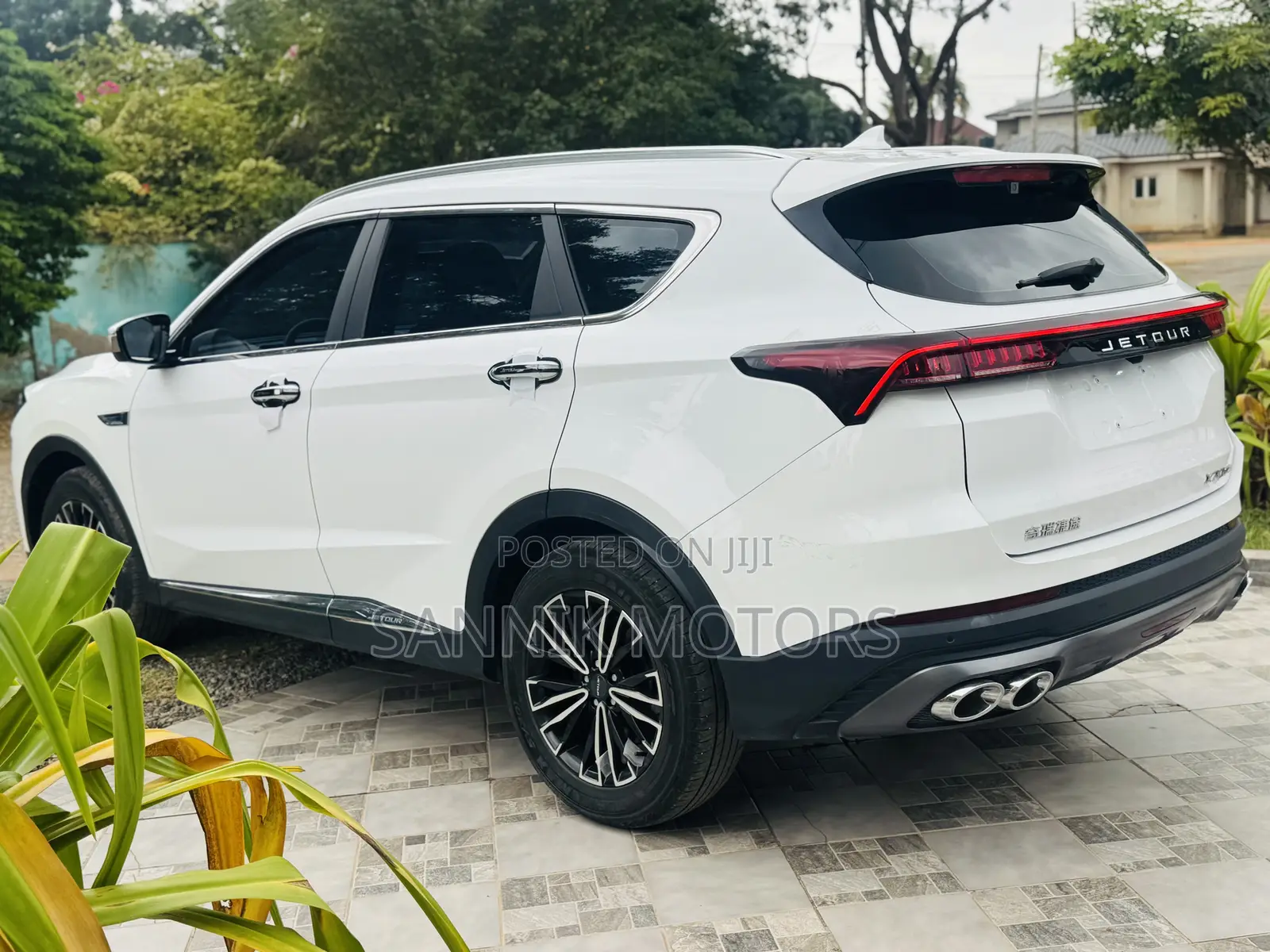 Jetour X70 Plus 1.5 7-Seater FWD 2022 White