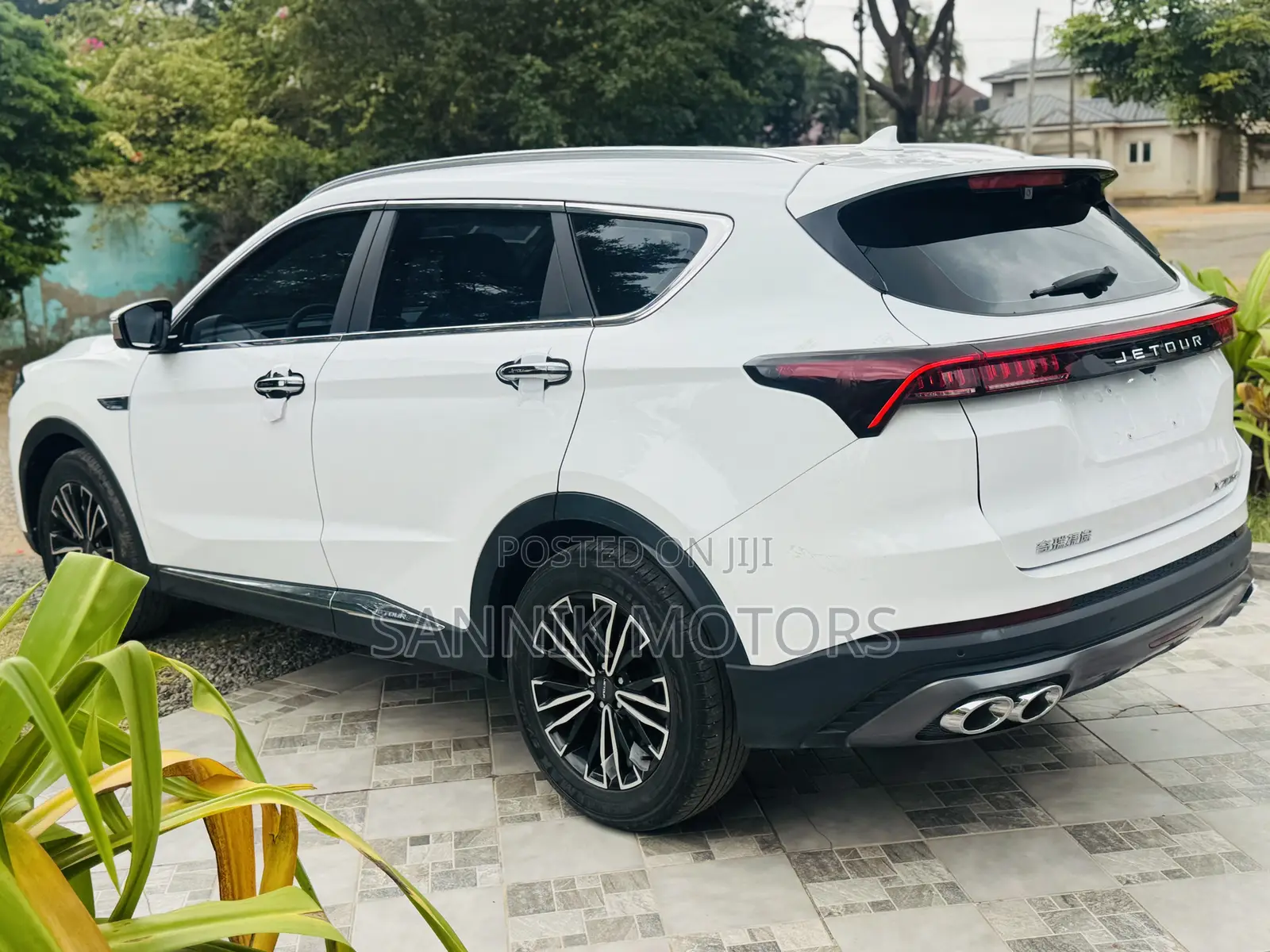 Jetour X70 Plus 1.5 7-Seater FWD 2022 White