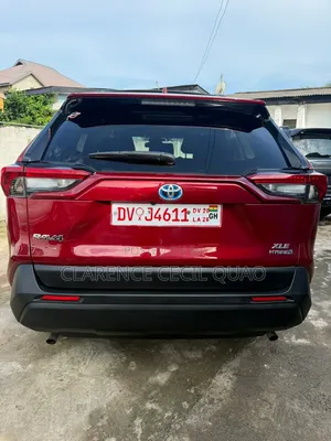 Toyota RAV4 XLE AWD 2024 Red