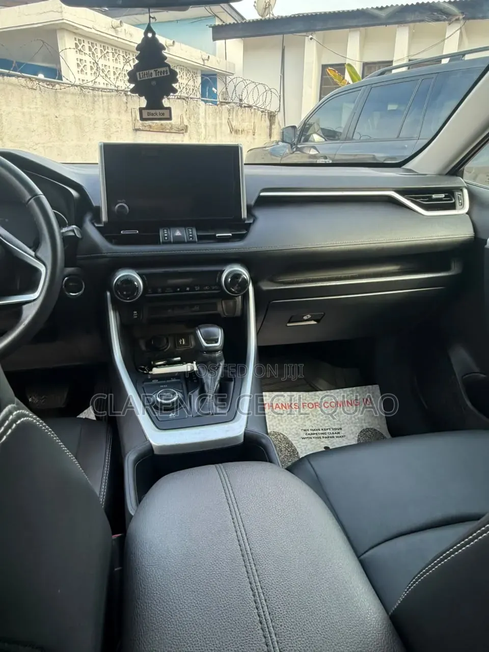Toyota RAV4 XLE AWD 2024 Red