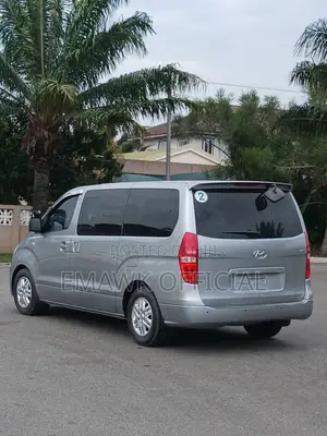 Hyundai Starex 2016 Grey
