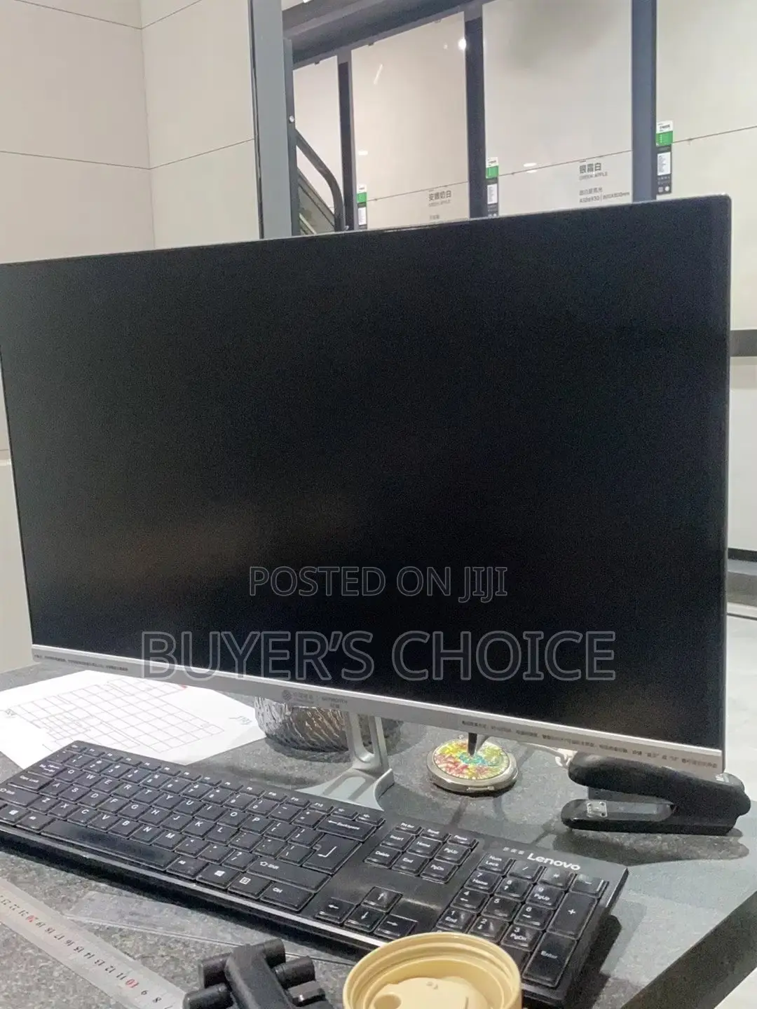 24” Sky-Worth Borderless Monitor