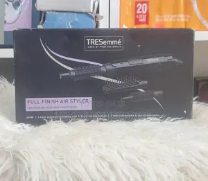 TRESemmé Full Finish Air Styler 300W Hot Air Hair Dry Style Brush