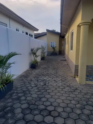 4bdrm House in Mayfair Estate East, Tseaddo for rent