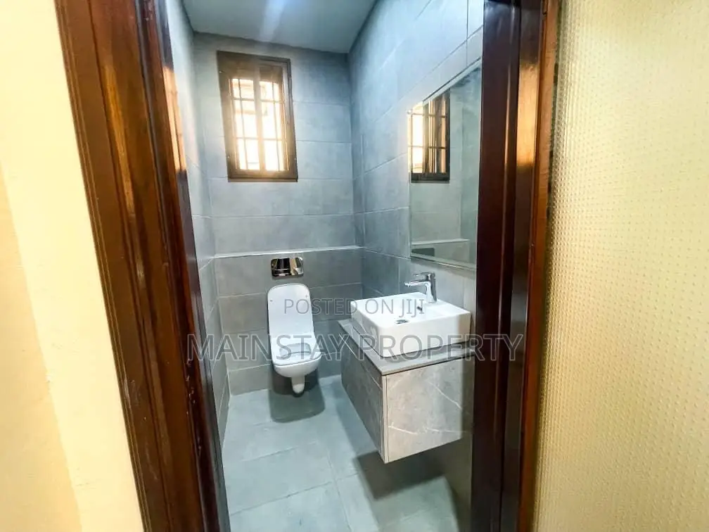 4bdrm House in Mainstay Estates, East Legon for sale