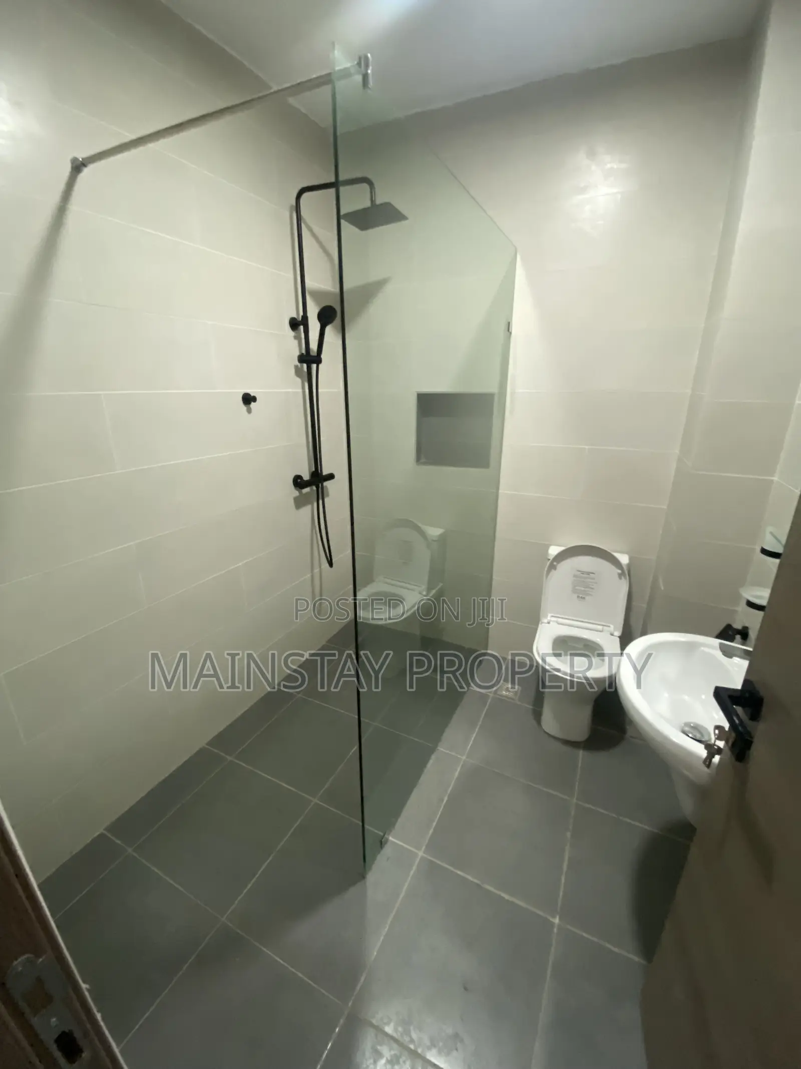 2bdrm Apartment in Mainstay Estates, Airport Residential Area for rent