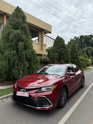 Toyota Camry LE 2021 Red