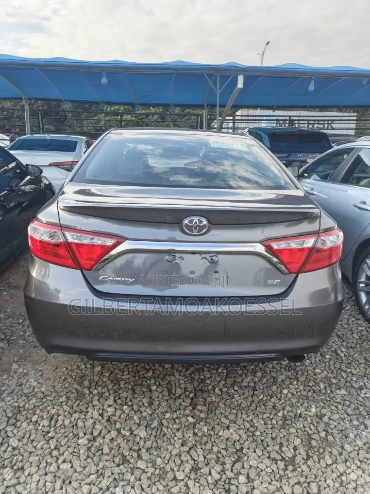 Toyota Camry 2017 Gray