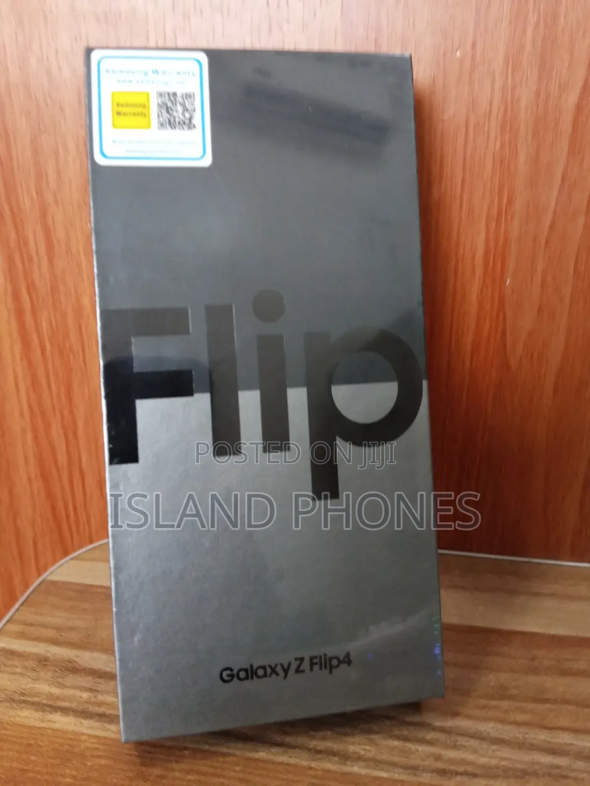 New Samsung Galaxy Z Flip4 256 GB White