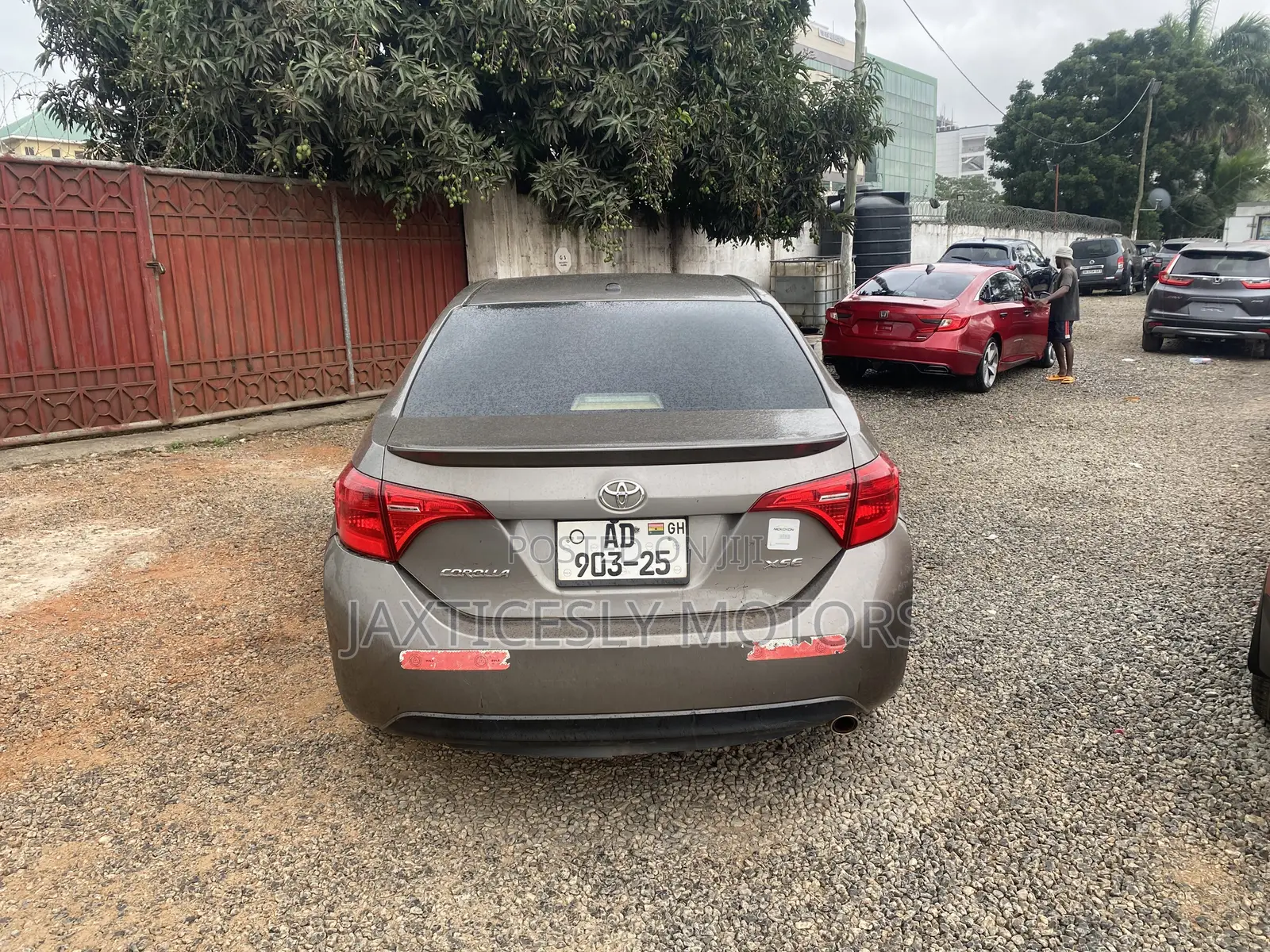 Toyota Corolla XSE (1.8L 4cyl 2A) 2019 Gray