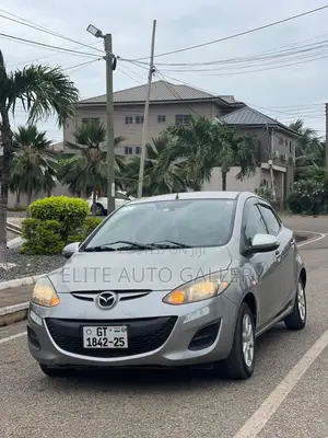 Mazda Demio 2012 Gray