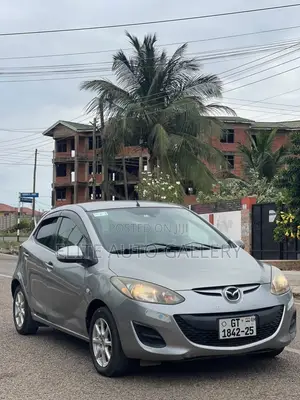 Mazda Demio 2012 Gray