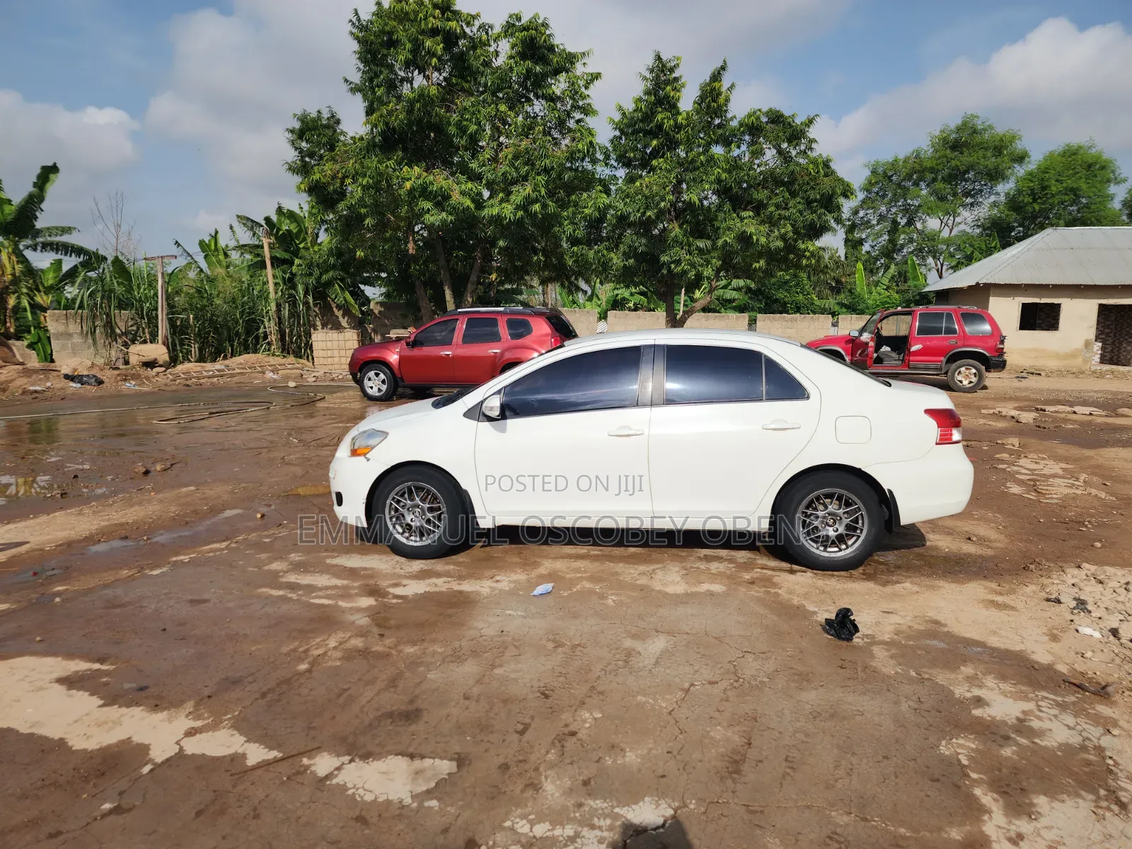 Toyota Yaris 2010 White