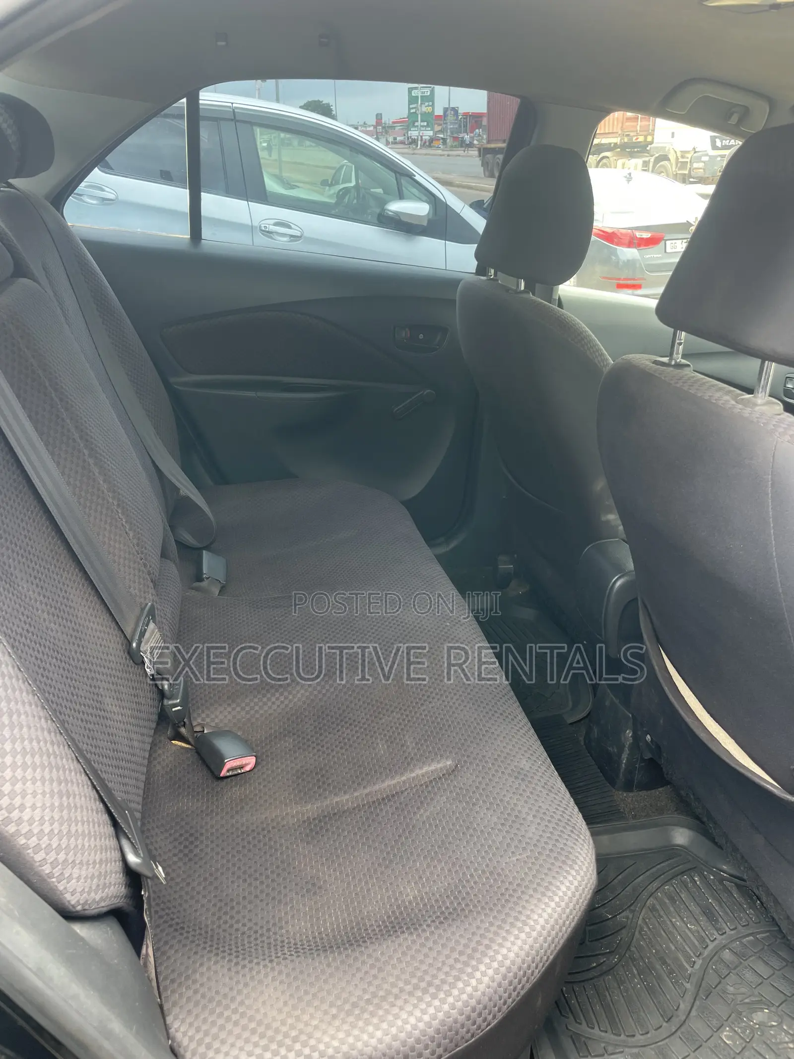 Toyota Yaris 2010 Black