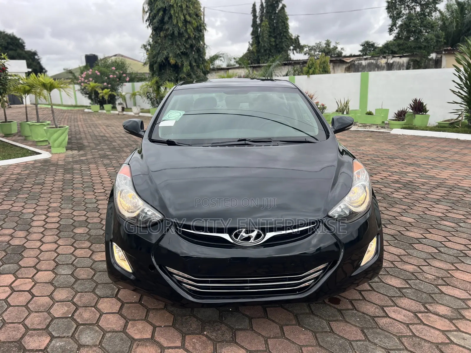 Hyundai Elantra Limited Sedan FWD (1.8L 4cyl 6A) 2013 Black