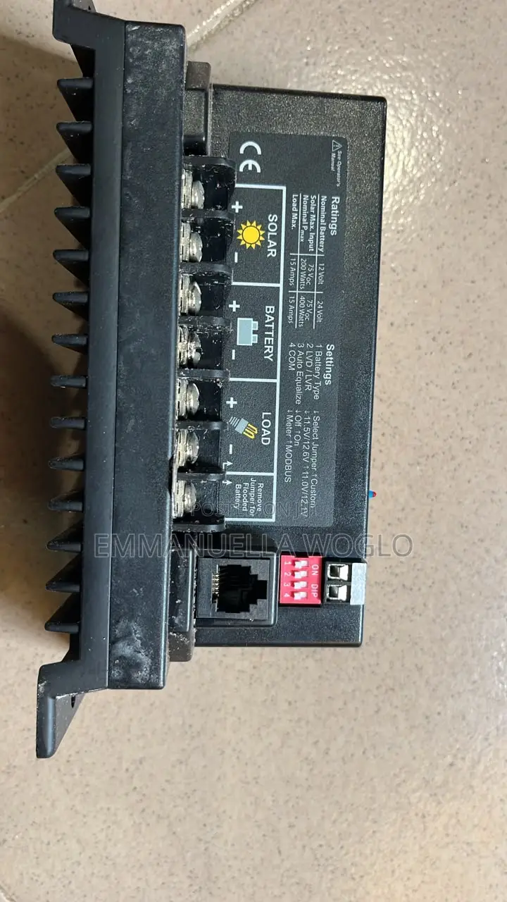 Morningstar Sunsaver MPPT 15a Solar Charge Controller – 12v/24v