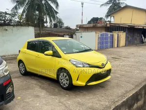 Toyota Vitz 1.3 FWD 5dr 2015 Yellow