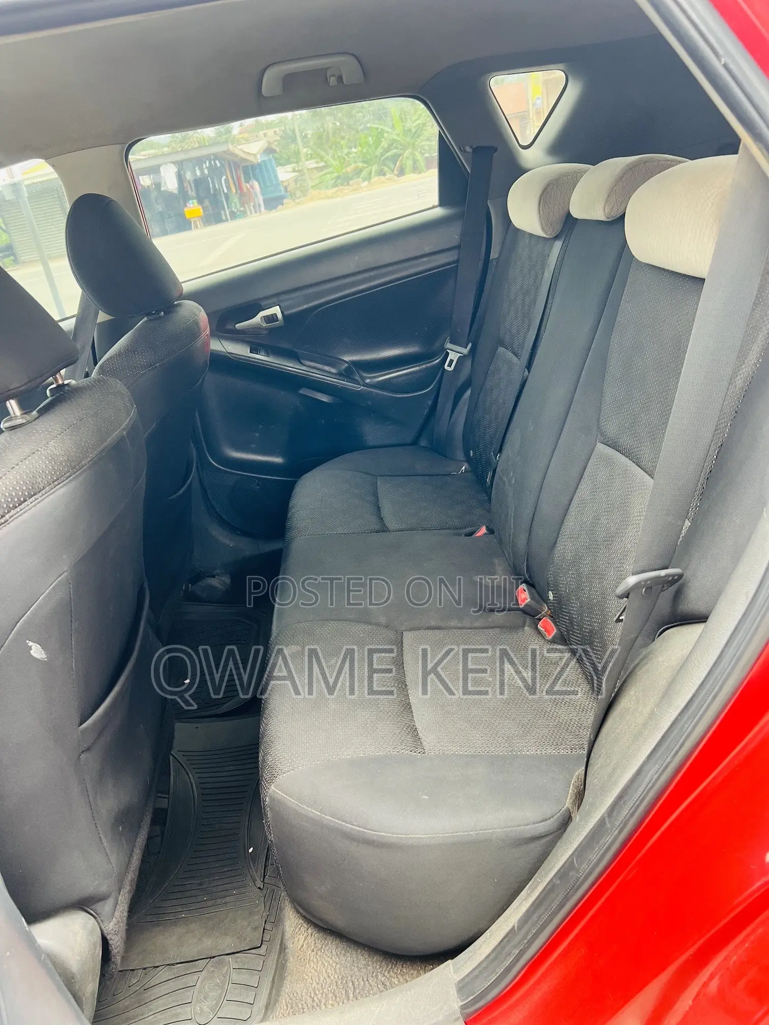 Pontiac Vibe 2010 Red