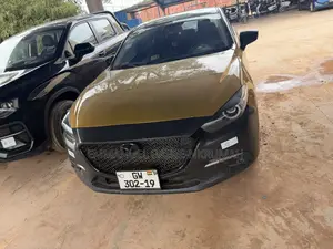 Mazda 3 2014 Gold