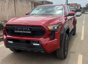 Toyota Tacoma SR5 Access Cab 6' Bed AT 2024 Red