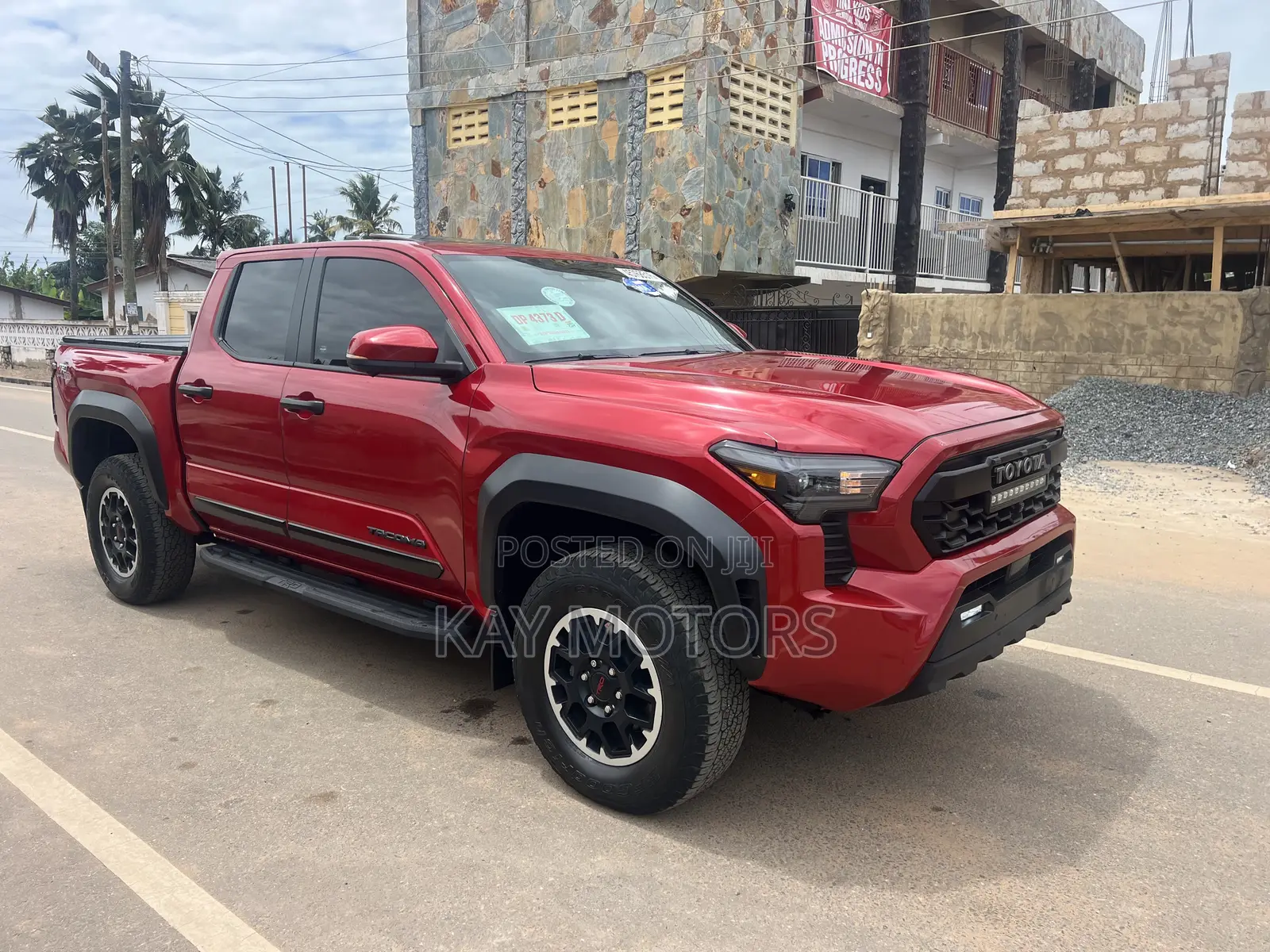 Toyota Tacoma SR5 Access Cab 6' Bed AT 2024 Red