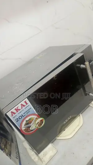 Akai Microwave 20l