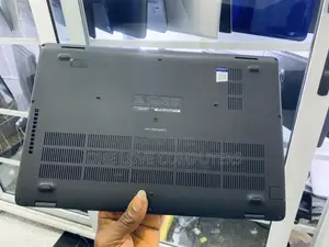 Laptop Dell Latitude 5500 16GB Intel Core i7 SSD 512GB