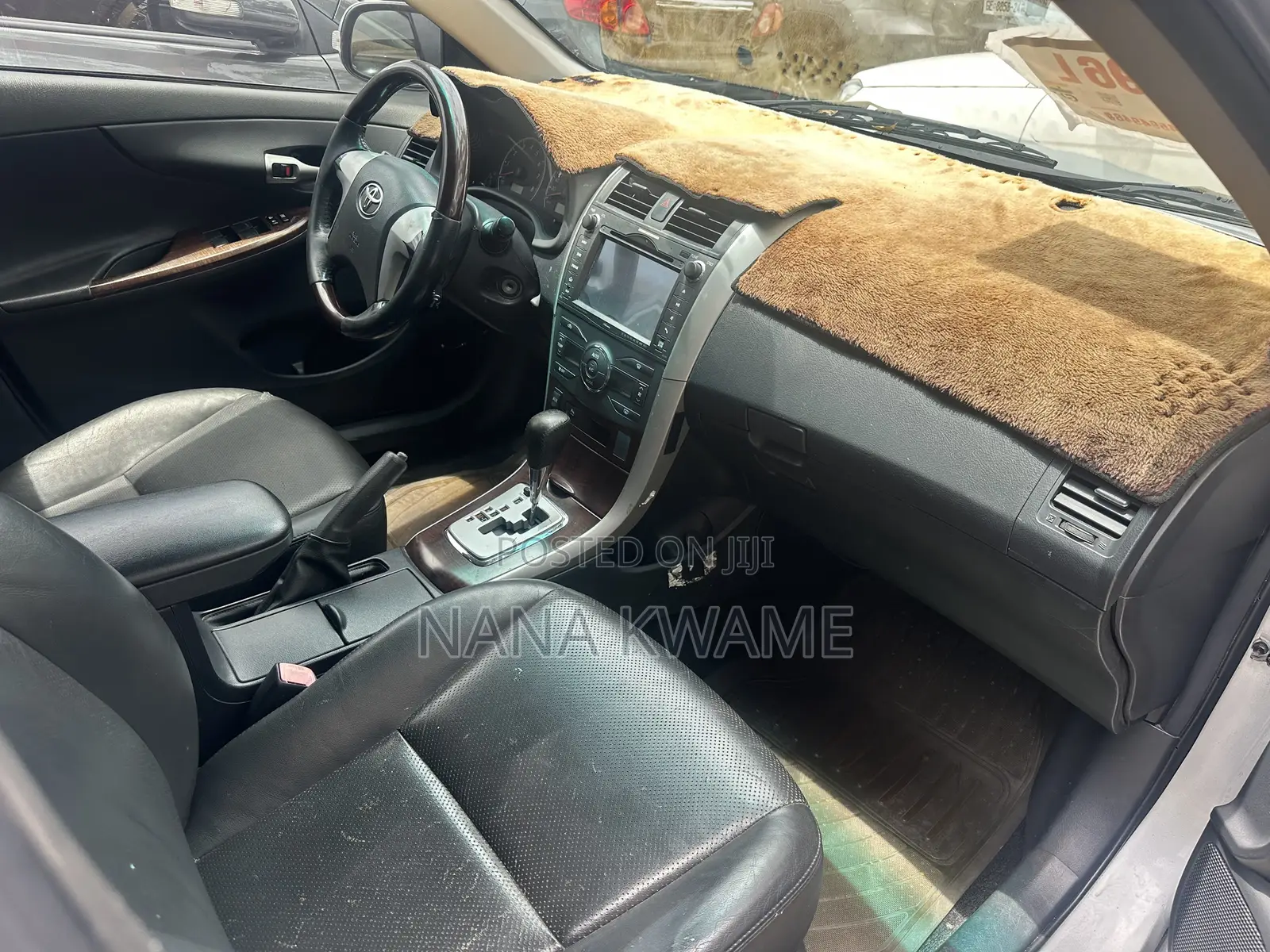 Toyota Corolla L 4dr Sedan (1.8L 4cyl 5M) 2013 Silver