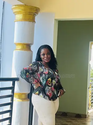 Floral Chiffon Top Size 16 - 50gh - Office/Church Wear