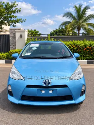Toyota Aqua 2012 Blue